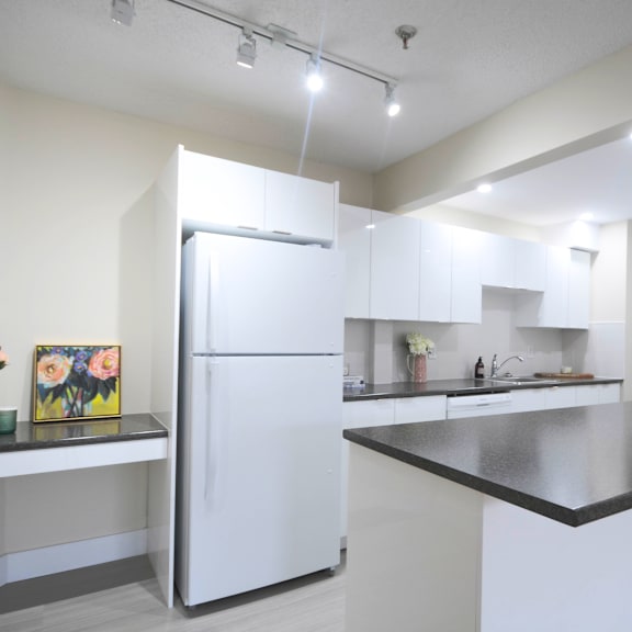 quinpool court kitchen