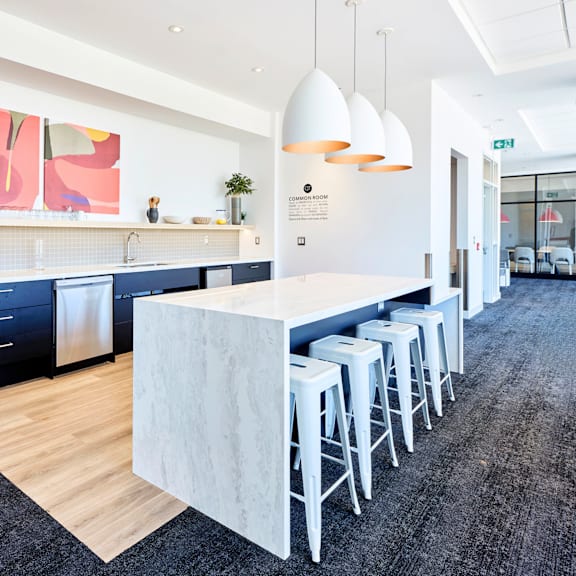 quinpool tower community dining room