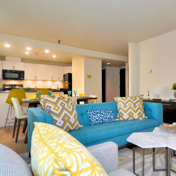 shaunslieve apartments living room
