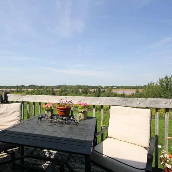 strathmore apartments balcony
