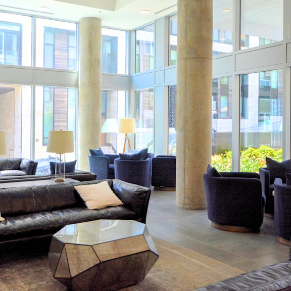 the alexander lounge