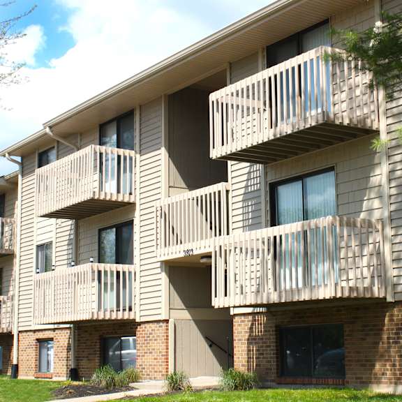 exterior at forest creek apartments, middletown