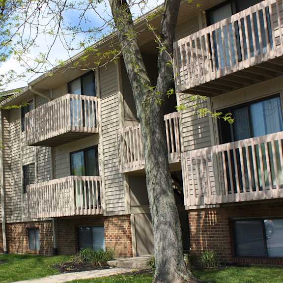 exterior view at forest creek apartments, middletown, 45044
