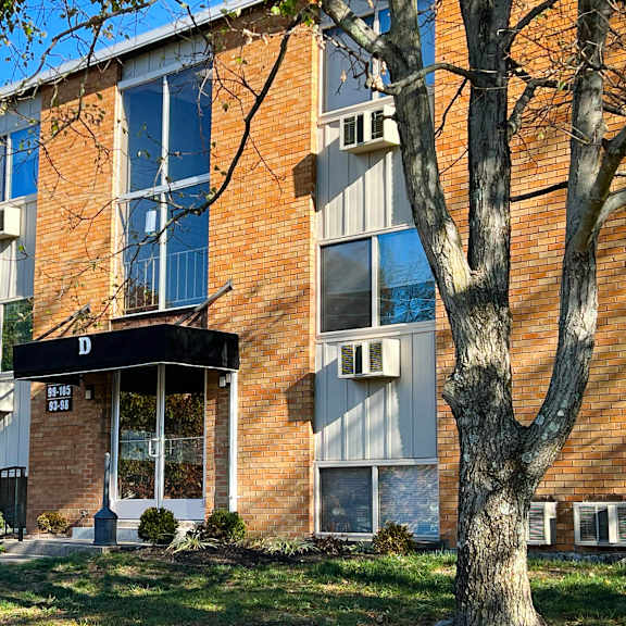 brick building at barkley ridge apartments, kentucky, 41071