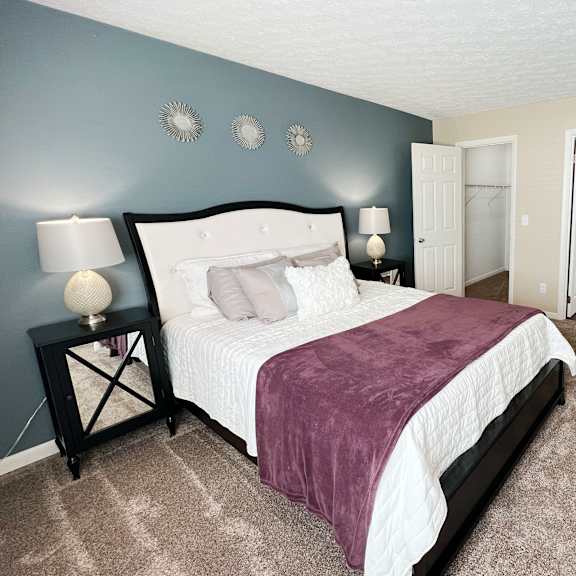 bedroom at fox run apartments, cincinnati