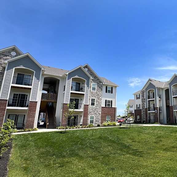 our apartments are located in the heart of the community at parkway trails, florence, ky
