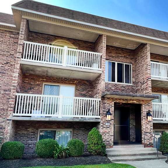 front exterior view at grace court, ft. mitchell, 41017