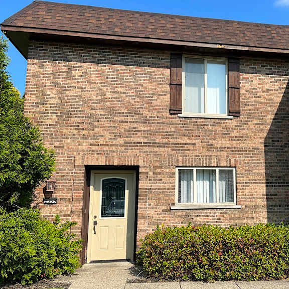 back exterior view  at crestbrook apartments & townhomes, crescent spring, kentucky