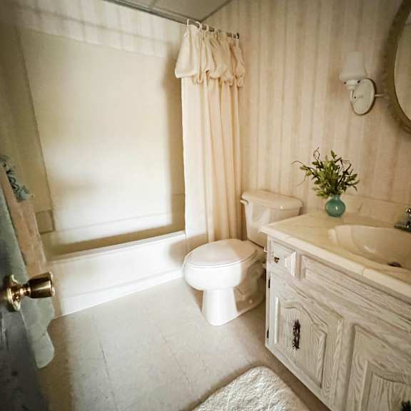 bathroom  at crestbrook apartments & townhomes, crescent spring