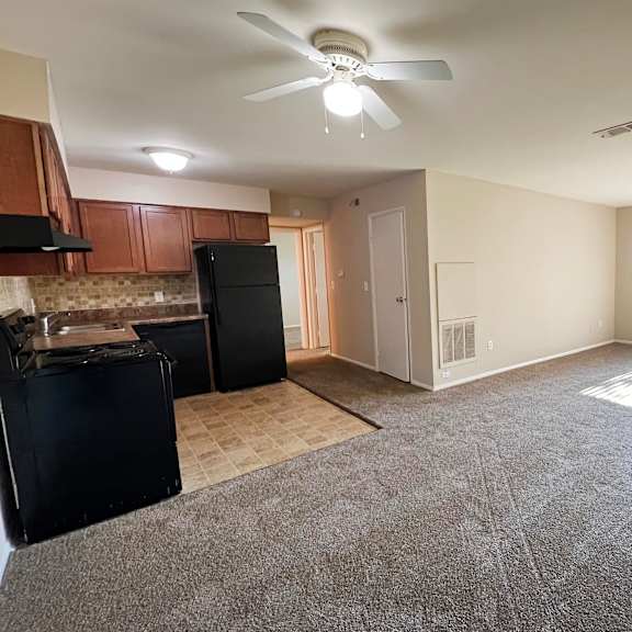 crown ridge 2 bedroom reno at crown ridge apartments, franklin, oh, 45005