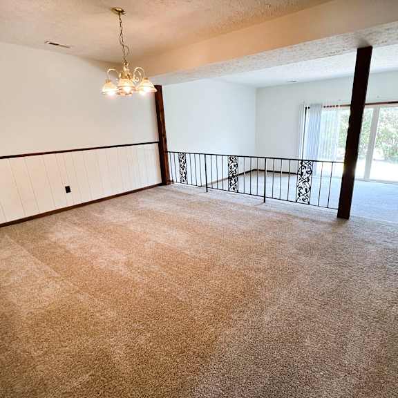 large living space  at crestbrook apartments & townhomes, kentucky