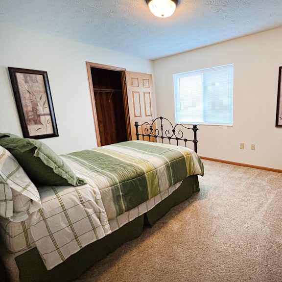 gorgeous bedroom at walton ridge apartments, kentucky, 41094