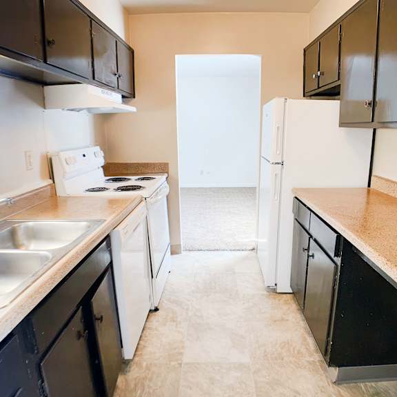 fully equipped kitchen at forest park apartments, forest park, 45240