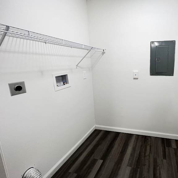 laundry room at deercross apartments, cincinnati, oh, 45236