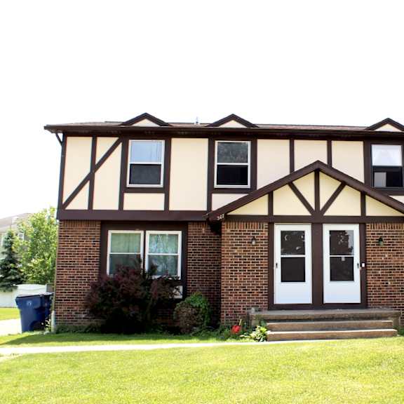 305/307 kaymar drive duplex for rent in amherst, ny