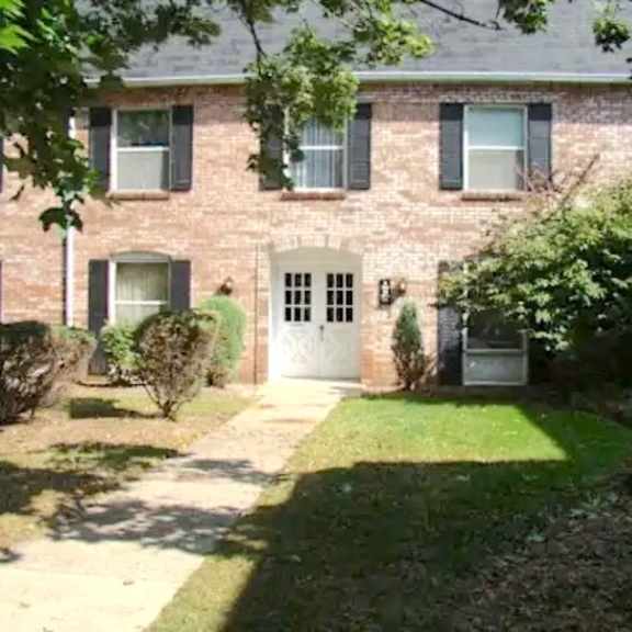 4547 chestnut ridge road