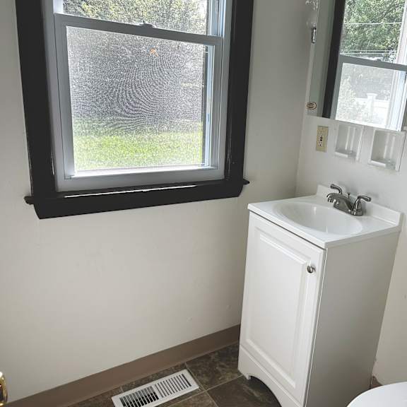 home for rent in amherst, ny