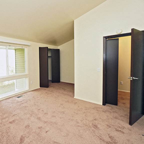 parkside houses - one to four-bedroom, one to one and a half-bath units – amherst, ny – williamsville north school district – carpeting and vinyl plank flooring – master – master bath – closets – extr
