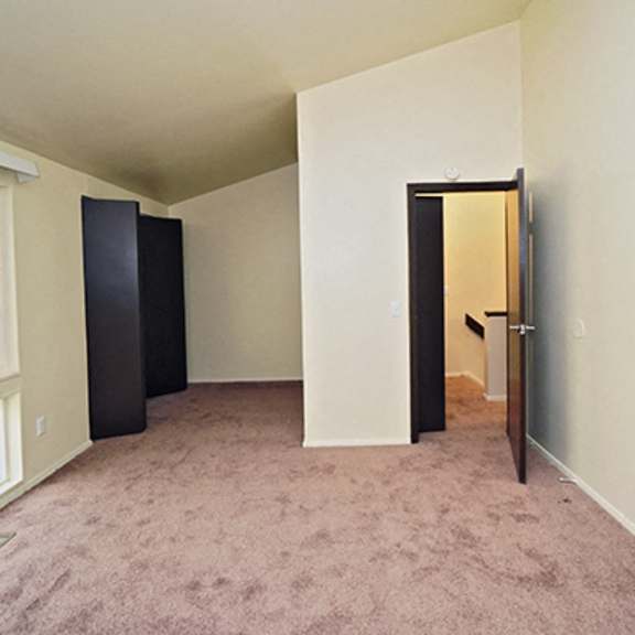 parkside houses - one to four-bedroom, one to one and a half-bath units – amherst, ny – williamsville north school district – carpeting and vinyl plank flooring – master – master bath – closets – extr