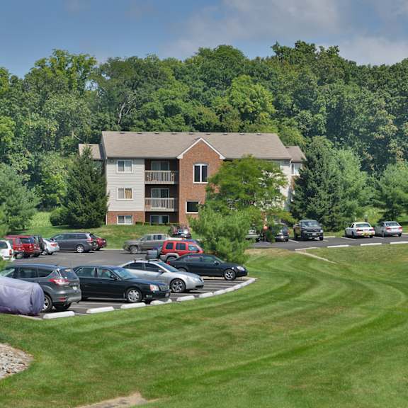 aerialat sandhurst apartments, ohio