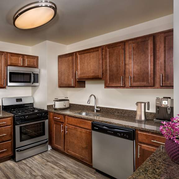 fully equipped kitchen at seven springs apartments, maryland 20740