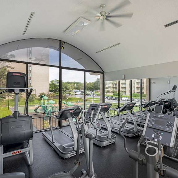 cardio equipment at seven springs apartments, maryland