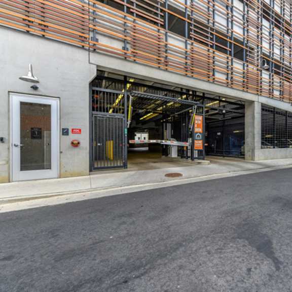 garages available at the tennessee brewery, tennessee, 38103