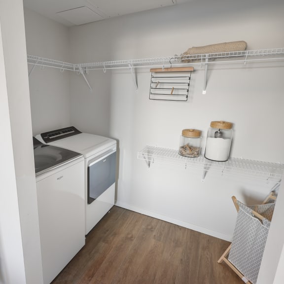 in-unit washer and dryer at aurora vista