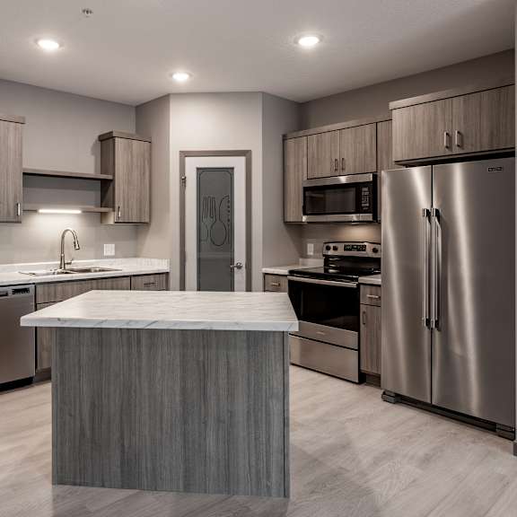 2br, 2ba - 1,105sf - kitchen
