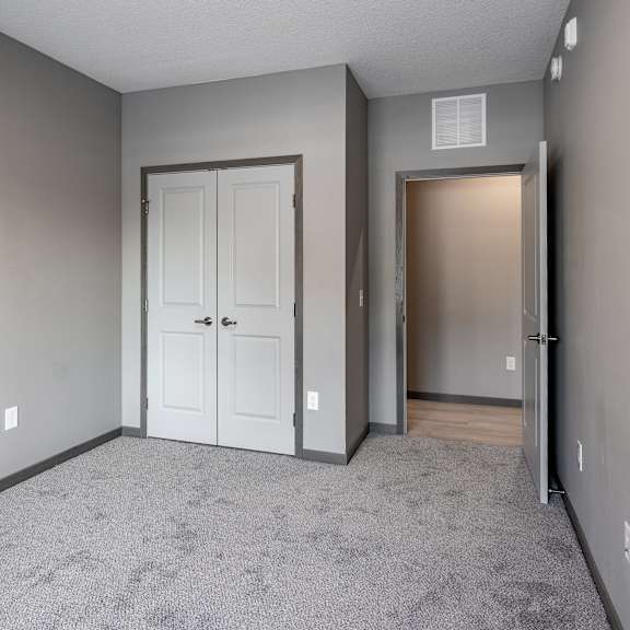 2br, 1ba - 994sf - first bedroom