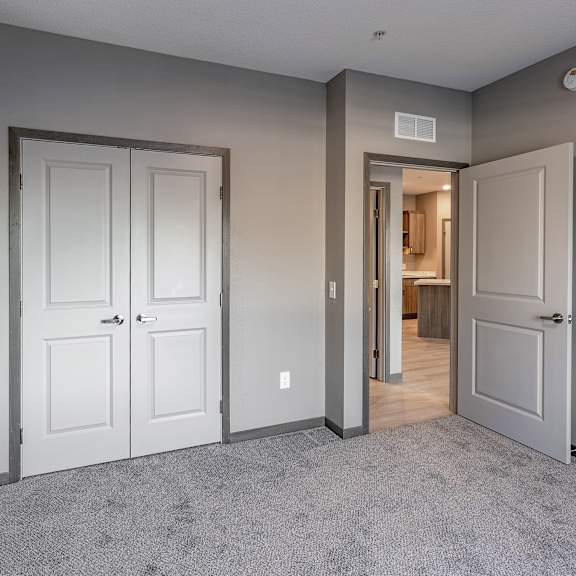 2br, 2ba - 1,105sf - second bedroom