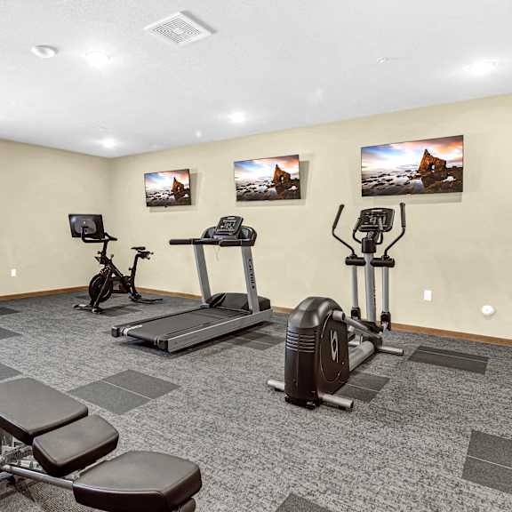 a rendering of a fitness room with a lot of luggage