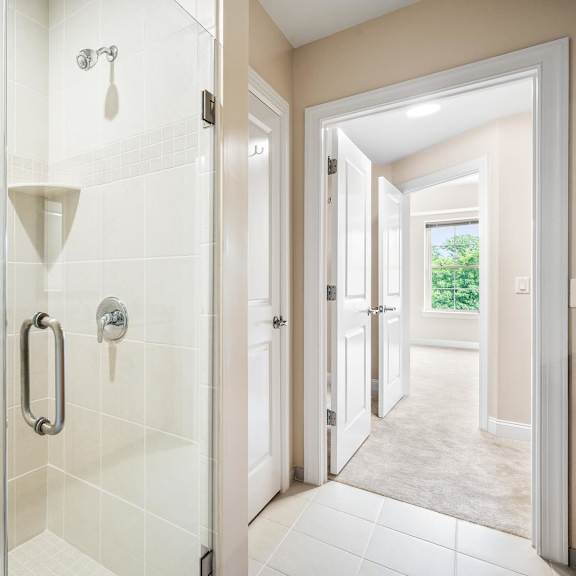 luxury white tiled bathroom