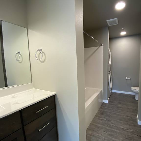 milltown residences bathroom