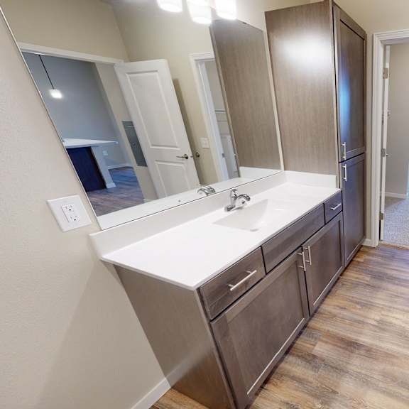 2 bdrm  apartment |  at 5th ward | bathroom 2