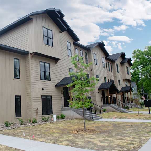 archway residences townhomes exterior