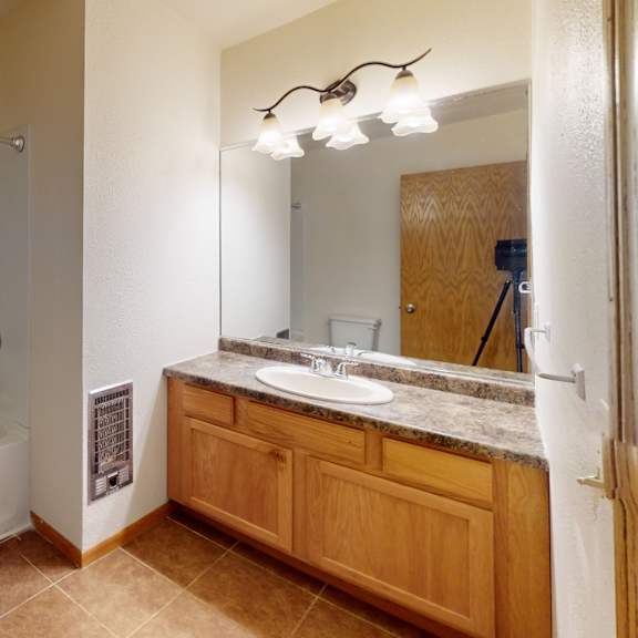 331 main apt 1 | bathroom