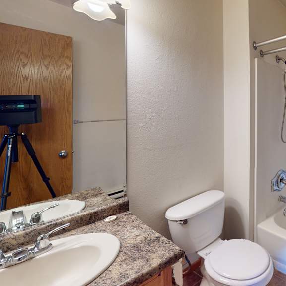 331 main apt 5 | bathroom