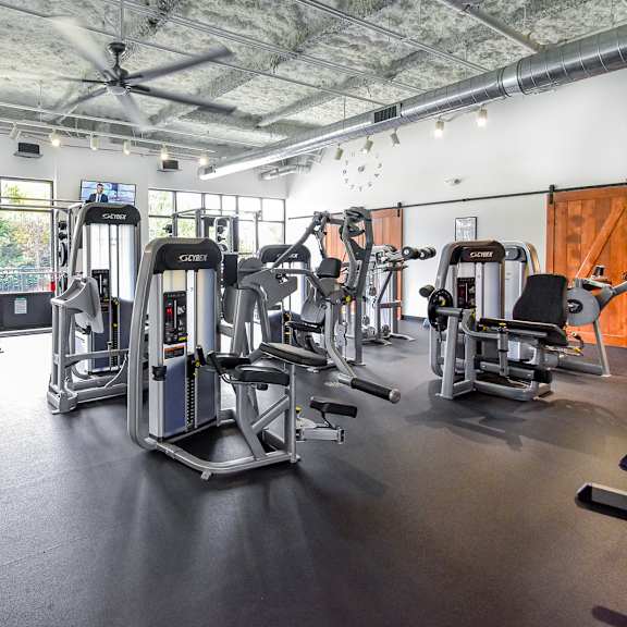 fitness center gym at landmark lofts apartments in hilliard ohio