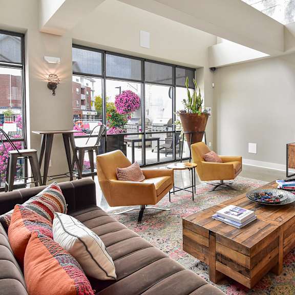 clubhouse at landmark lofts apartments in hilliard ohio