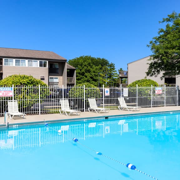 the pool at the falls at rolland park apartments fl