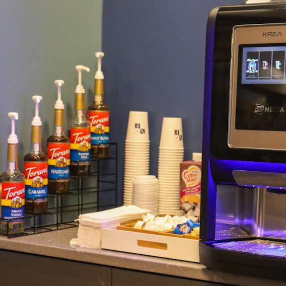 free coffee bar at northstar flats apartments in sunbury, oh