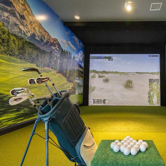golf simulator at northstar flats apartments in sunbury, oh