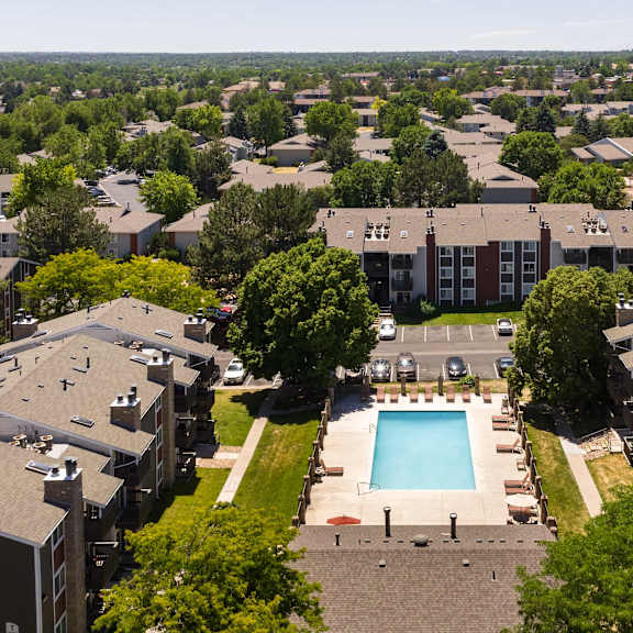 aerial view of oak ridge pool