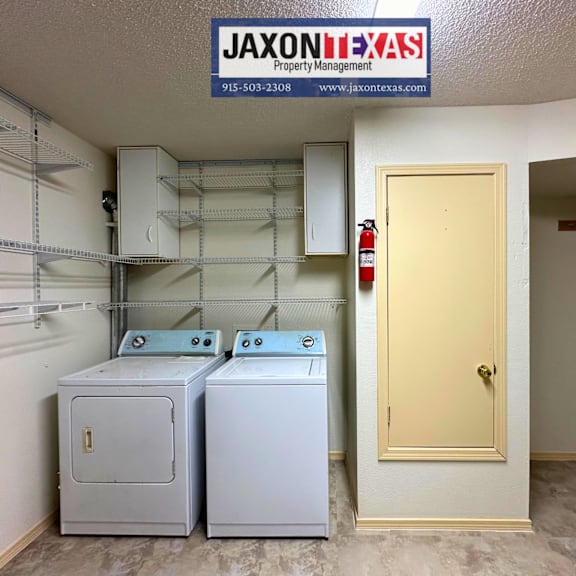 washer and dryer included