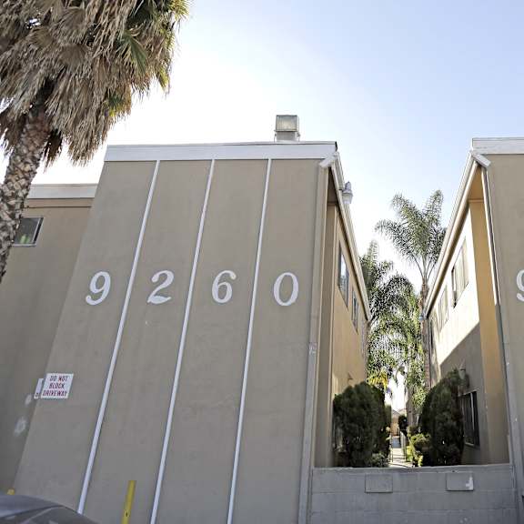 a building with the numbers 9260 on the left side and 9254 on the right side.