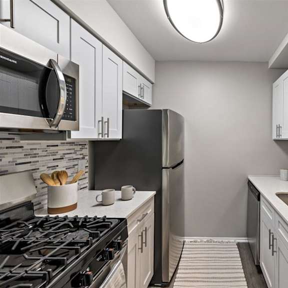 kitchen at residences at grand blanc apartments - grand blanc, mi, grand blanc twp, michigan