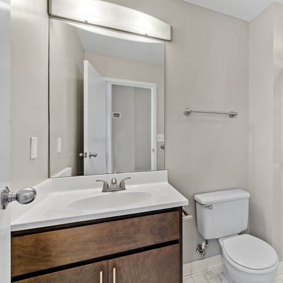 Thumbnail 8 of 12 Modern Bathroom with Framed Mirror at The Cosmopolitan, Minnesota