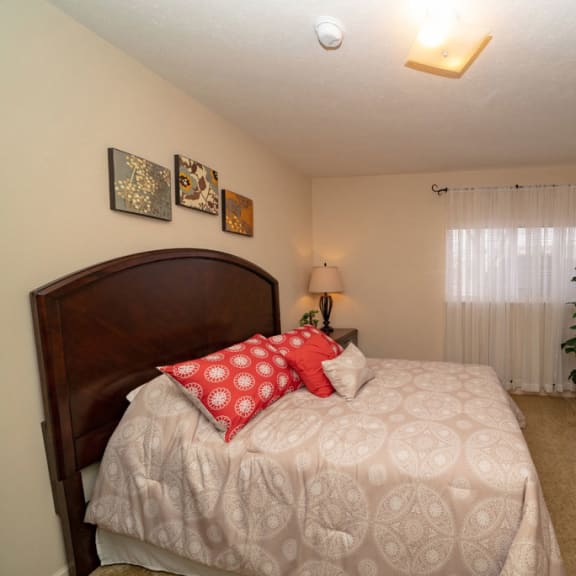 Autumn Lakes Apartments