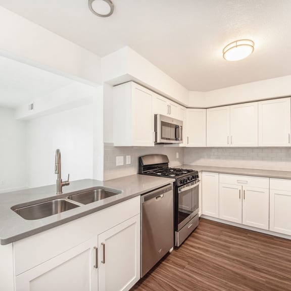 Thumbnail 5 of 8 Kitchen at The Crossings Apartments, Michigan, 49508